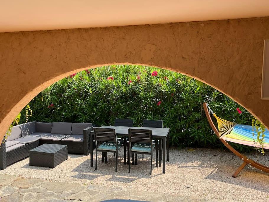 לה לבאנדו Bas De Villa 70M2 Independant Avec Espace Jacuzzi Prive מראה חיצוני תמונה