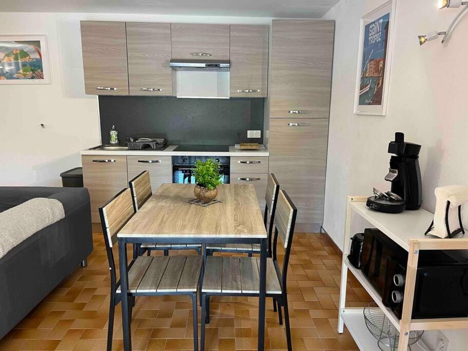 לה לבאנדו Bas De Villa 70M2 Independant Avec Espace Jacuzzi Prive מראה חיצוני תמונה